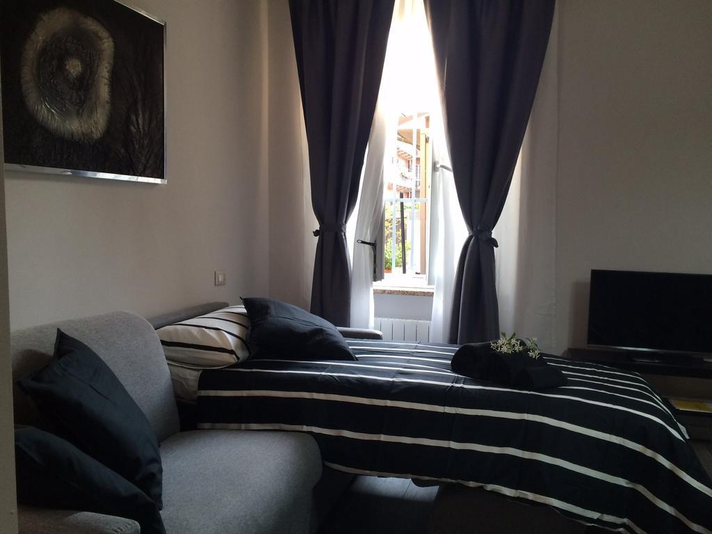 Kibilu - Via Confalonieri - Stazione Garibaldi - Zona Isola Milan Room photo